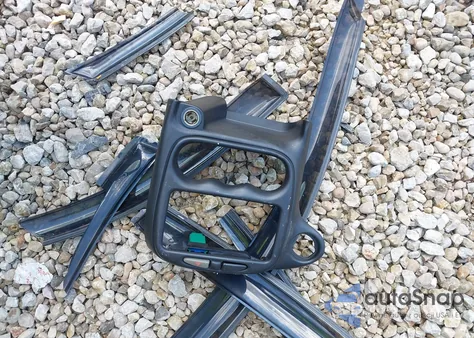 2003 Pontiac Grand Am Se z USA, uszkodzony, nr VIN 1G2NE52F53C137125